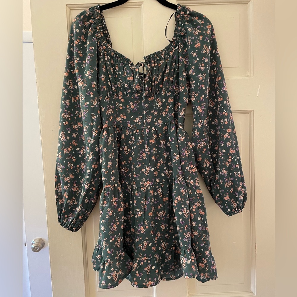 Forever 21 Green Floral Long Sleeve Dress